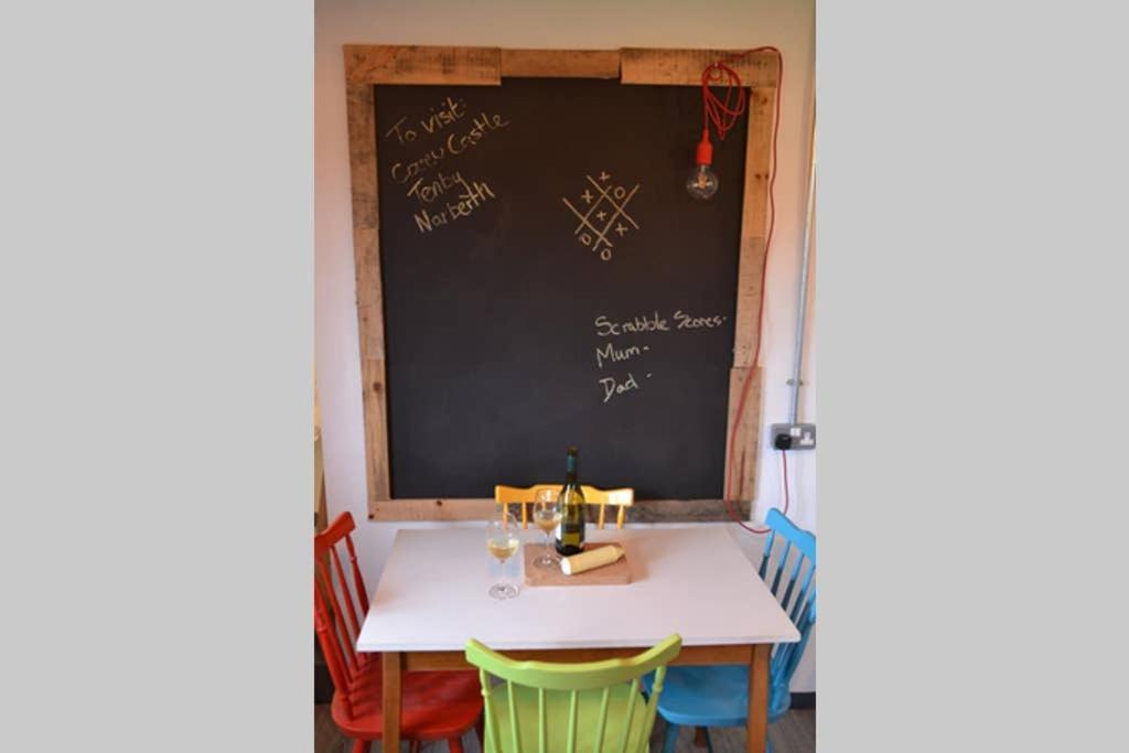 Cattle Shed Cottage Narberth Bagian luar foto