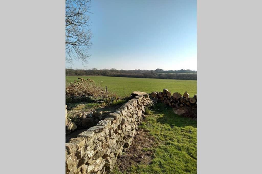 Cattle Shed Cottage Narberth Bagian luar foto